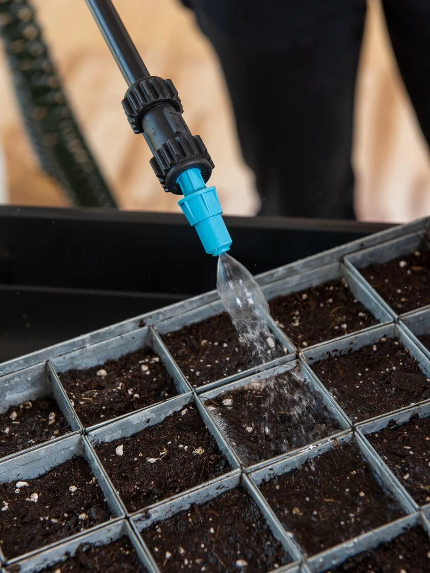 Sprayer Tank With Coil Hose Wand 4 Sprayer Tank With Coil Hose Wand - Image 4